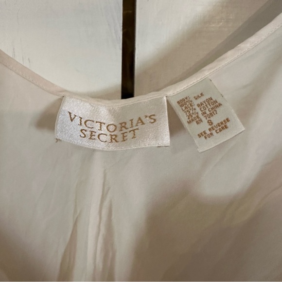 Vintage Gold Tag Victoria's Secret Cream Satin Slip Nightgown Y2K - Size: Small - Picture 9 of 10